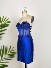 Bodycon Strapless Satin Short Homecoming Dress with Appliqeus