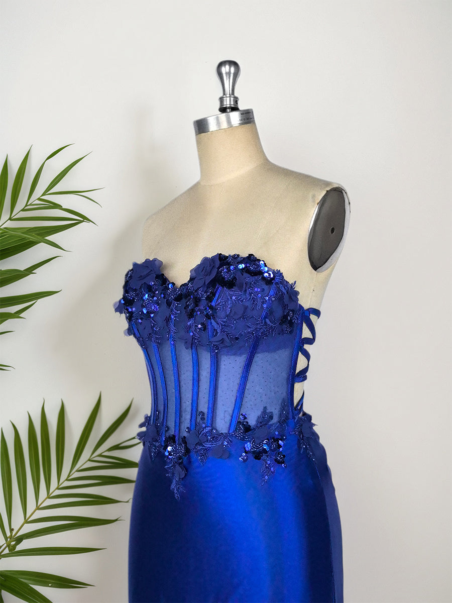 Bodycon Strapless Satin Short Homecoming Dress with Appliqeus