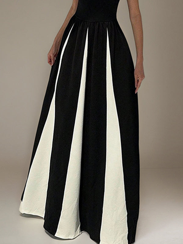 Black A-Line Scoop Sleeveless Pleated Long Formal Dress