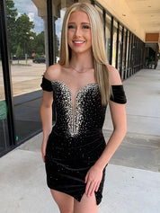 Mermaid Off The Shoulder Short Velvet Homecoming Dress With Beading