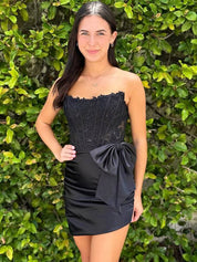 Black Strapless Ruched Tight Short Homecoming Dress with Bow