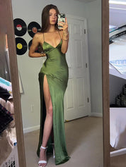 Green Sexy Spaghetti Straps Soft Satin Long Party Dress