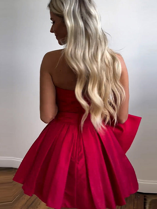 Red A-Line Strapless Short Satin Homecoming Dress With Bowknot