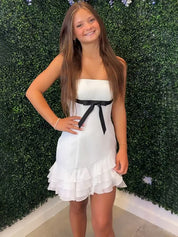 White Strapless Bodycon Chiffon Short Homecoming Dress with Ruffles