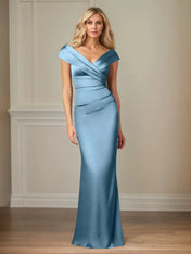 Trumpet/Mermaid V Neck Sleeveless Floor-Length Satin Dress With Pleated
