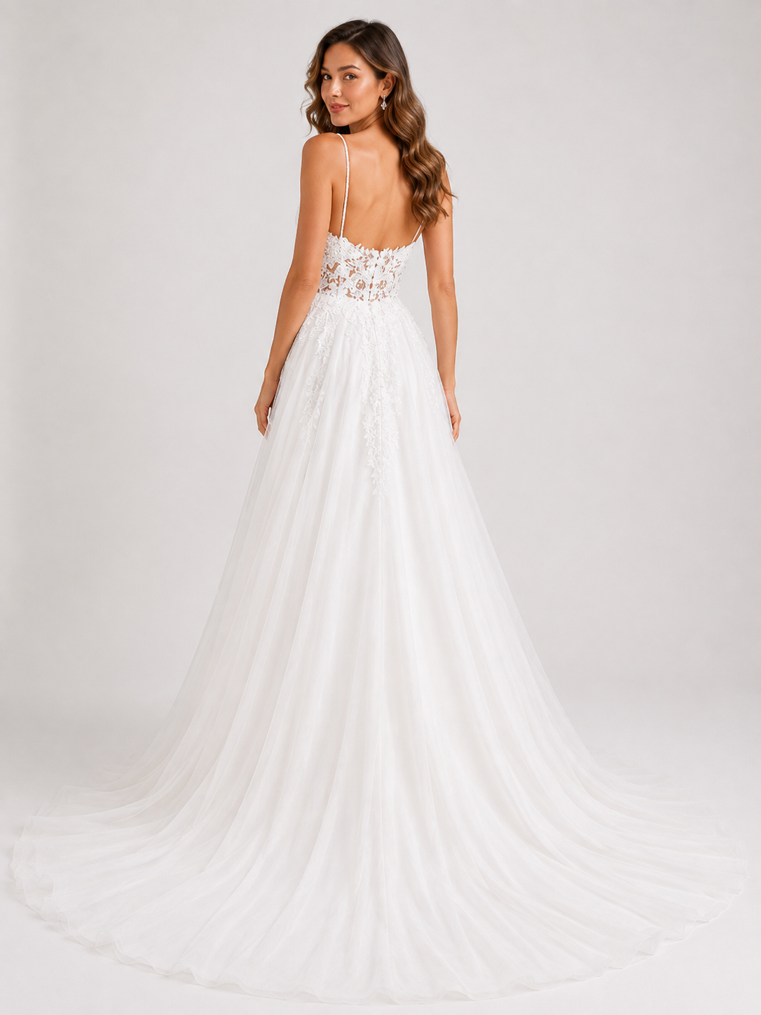 Elegant Sweetheart Neckline Lace Applique A-Line Wedding Dress with Chapel Train