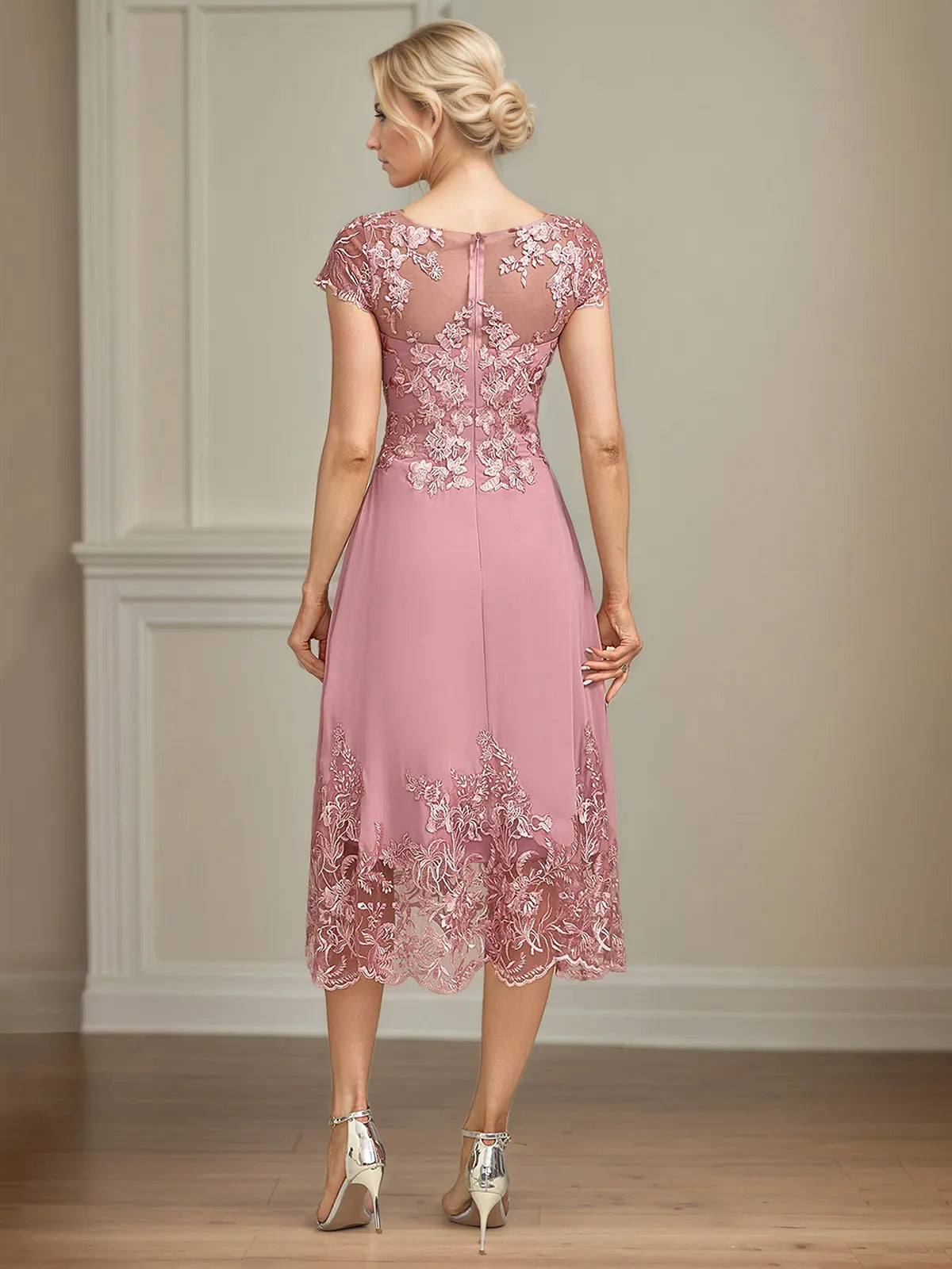 A Line Scoop Neck Chiffon Mother of the Bride Dress with Appliques