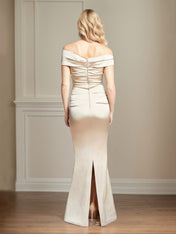 Champagne Satin Sheath/Column Off The Shoulder Floor Length Mother of the Bride Dresses