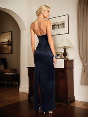 Navy Sheath/Column Sweetheart Neckline Sleeveless Satin Mother Of The Bride Dress