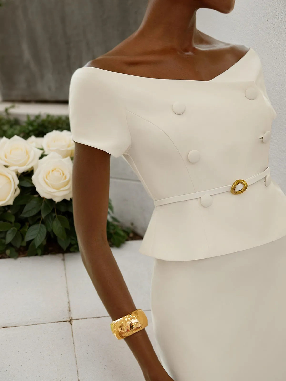 Women White Sash Buckle Off The Shoulder Short Sleeve Top With Skirt Two-Piece Set