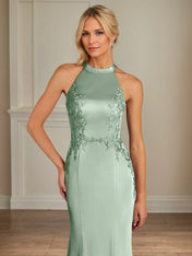 Trumpet/Mermaid Halter Neck Sleeveless Floor-Length Satin Dress With Pleated