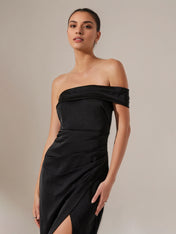 Black Satin Sheath/Column Off The Shoulder Sleeveless Tea Length Dress