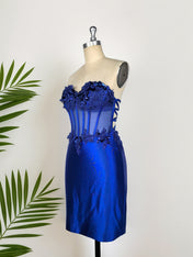 Bodycon Strapless Satin Short Homecoming Dress with Appliqeus