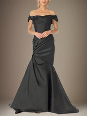 Black Trumpet/Mermaid Off the Shoulder Floor Length Sleeveless Mother Of The Bride Dress