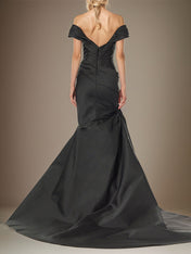 Black Trumpet/Mermaid Off the Shoulder Floor Length Sleeveless Mother Of The Bride Dress