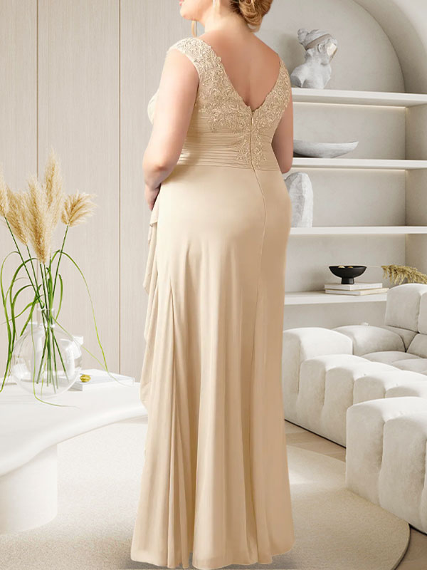 Robe en maille plissée champagne coupe trapèze avec décolleté en cœur 