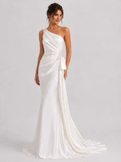 Elegant One‑Shoulder Satin Mermaid Wedding Dress with Side Bow and Deep V‑Back