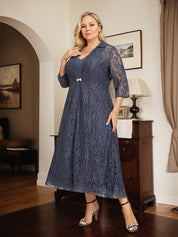Robe de mère de la mariée en mousseline de soie, coupe trapèze, col en V et longueur thé 