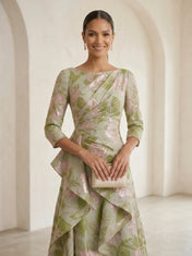 Elegant Boat-Neck Jacquard Asymmetric Ruffle Long Mother Of The Bride Dresses