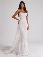 Pearl-Trimmed Lace Corset Mermaid Bridal Gown Wedding Dress with Flowing Train