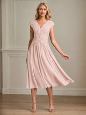 A Line V Neck Sleeveless Chiffon Mother of the Bride Dress With Appliques