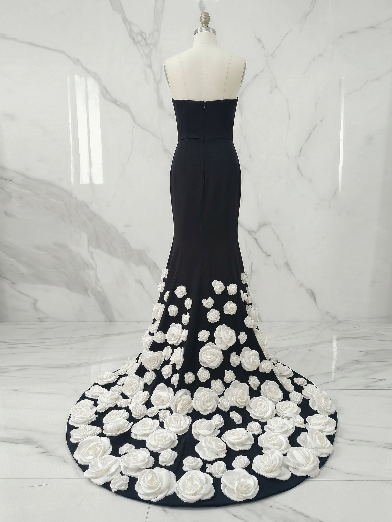 Dramatic Black 3D White Floral Mermaid Evening Formal Gown
