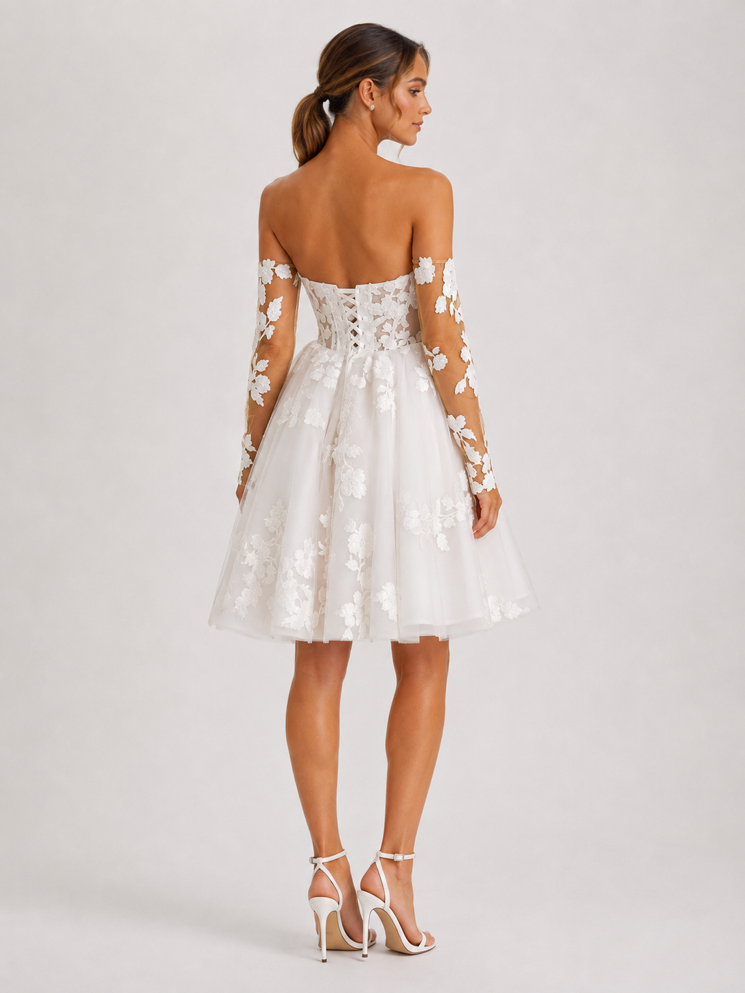 Elegant Strapless Sweetheart Lace Applique Short A-Line Wedding Dress with Detachable Sleeves