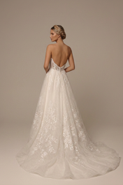 Elegant Strapless Lace A-Line Wedding Dress with Corset Bodice and Sweep Train