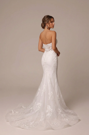 Elegant Strapless White Lace Mermaid Wedding Dress with Corset Bodice and Sweep Train