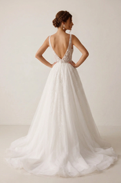 Elegant V-Neck White Sparkling Tulle A-Line Wedding Dresses with Corset and Sweep Train