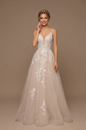Elegant V-Neck White Lace A-Line Wedding Dresses with Spaghetti Straps and Sweep Train