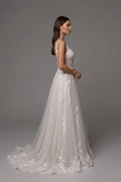 Elegant V-Neck White Lace A-Line Wedding Dresses with Corset and Sweep Train