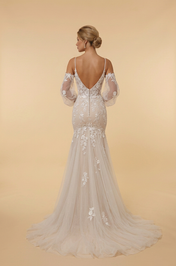 Elegant Off-the-Shoulder White Lace Trumpet Wedding Dresses with Corset and Sweep Train