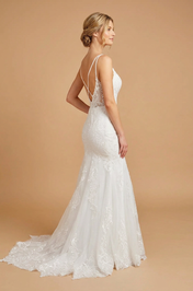 Elegant Spaghetti Strap White Lace Trumpet Wedding Dresses with Corset and Sweep Train