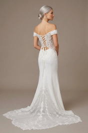 Elegant Off-the-Shoulder White Lace Trumpet Wedding Dresses with Corset and Sweep Train