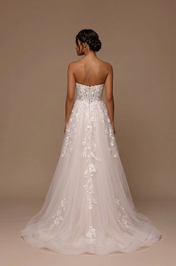 Elegant Strapless White Lace A-Line Wedding Dresses with Corset and Sweep Train