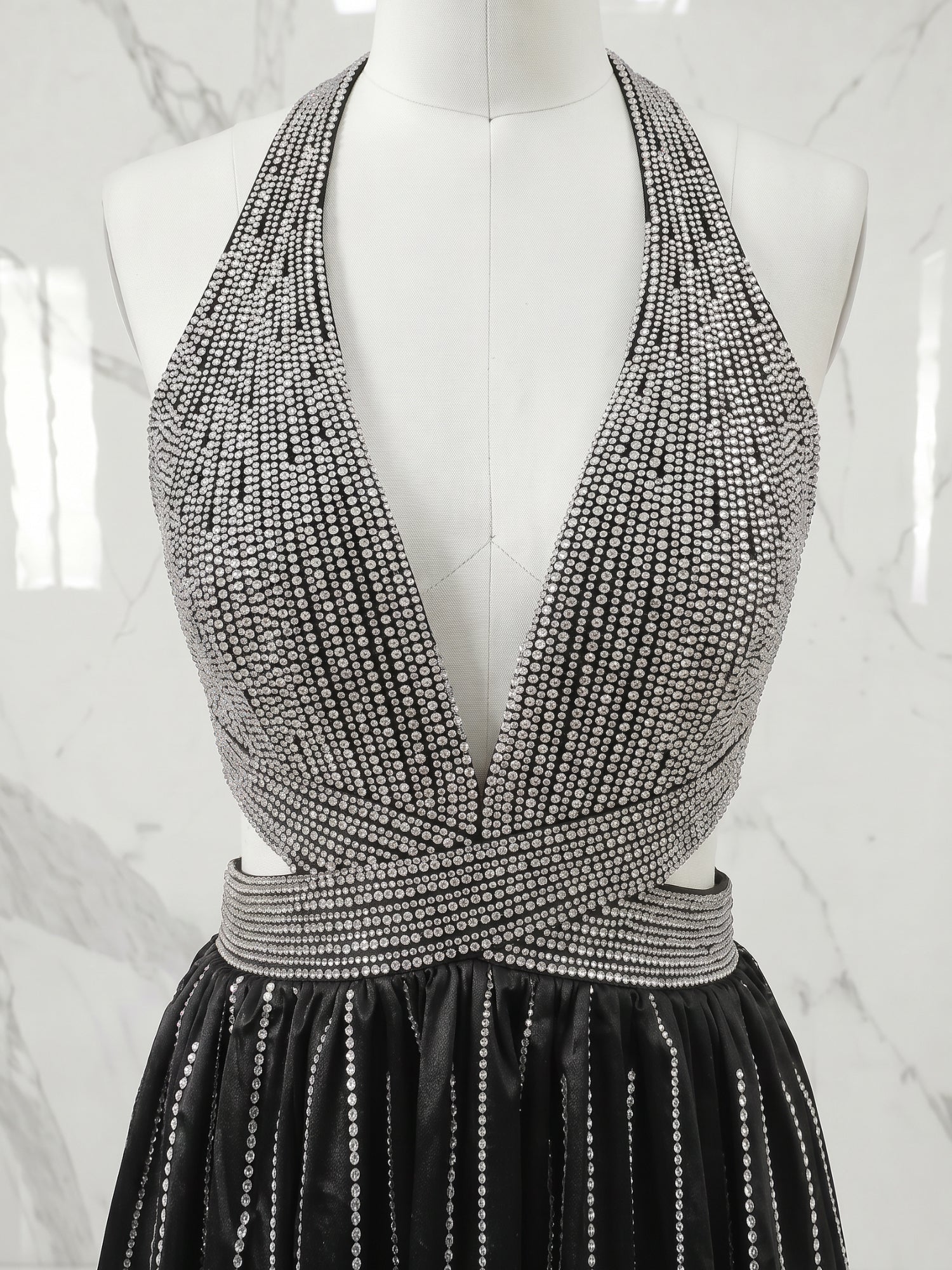 Black Halter Deep V-Neck Rhinestone Striped Tiered Ruffle Short Homecoming Dresses