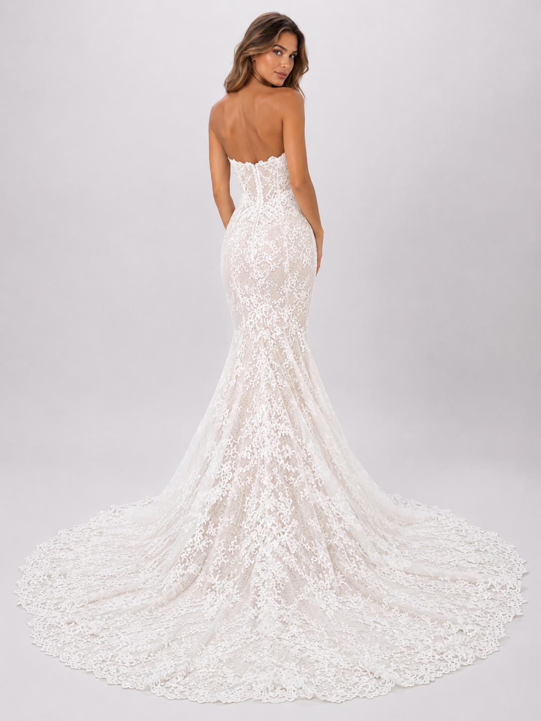 Elegant Strapless Lace Applique Mermaid Wedding Dress with Chapel Train