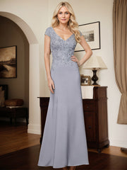 Elegant V-Neck Cap Strsps Elastic Satin Mother Of The Bride Dresses With Lace Applique