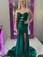 Light Yellow Mermaid Strapless Keyholes Prom Dress with Beads