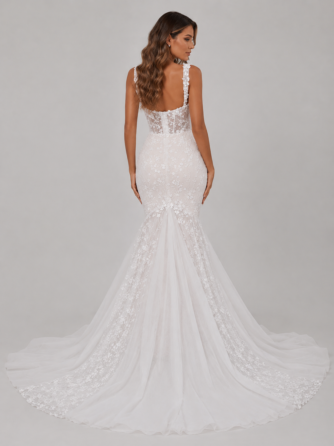 Elegant Sweetheart Floral Lace Mermaid Wedding Dress with Chapel Train