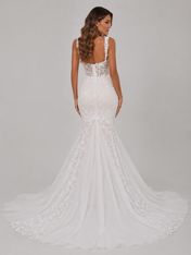 Elegant Sweetheart Floral Lace Mermaid Wedding Dress with Chapel Train