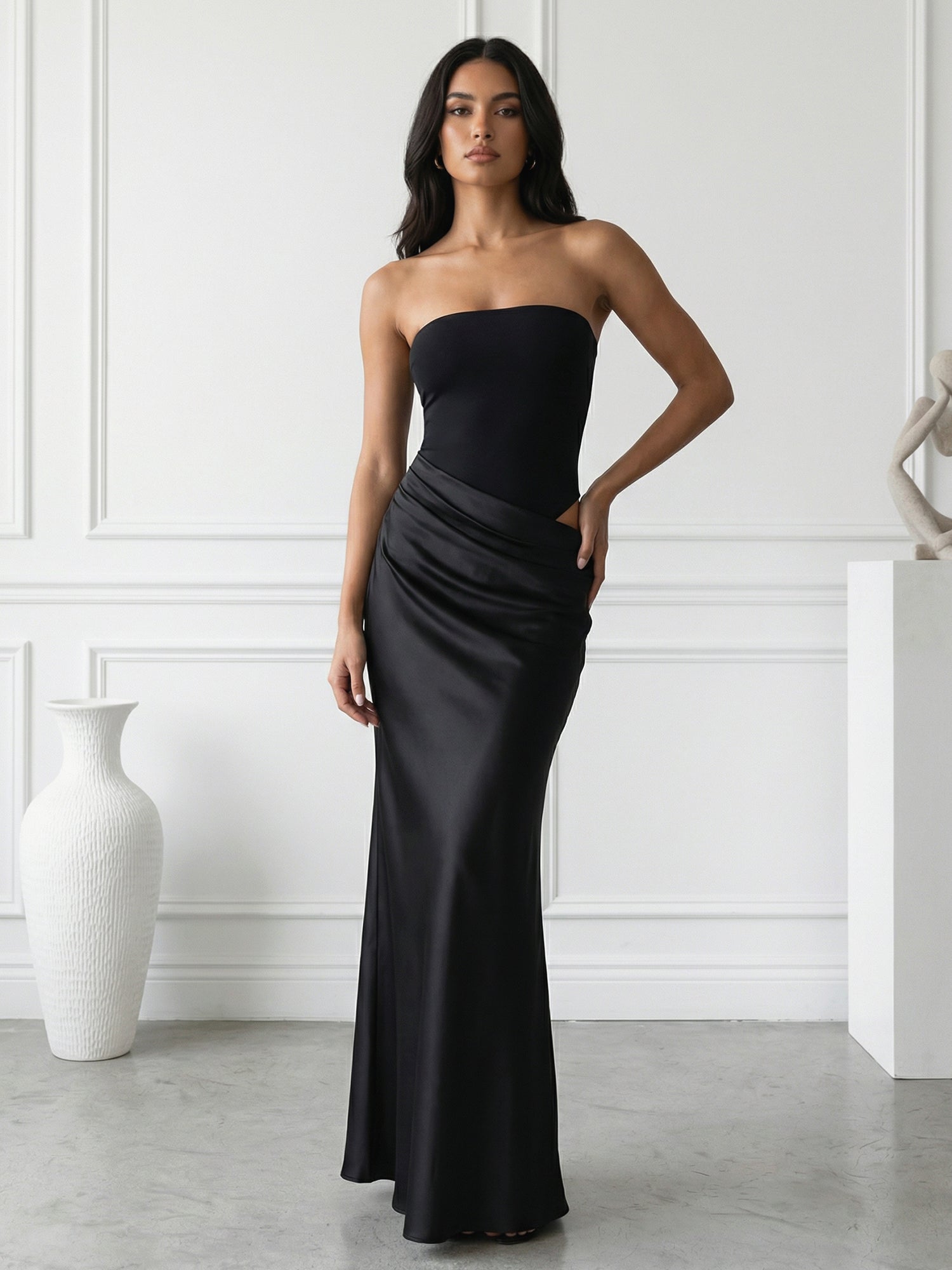 Black Hollowed Strapless Mermaid Maxi Dresses with Pleat