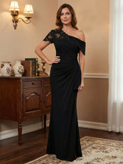 Trumpet/Mermaid Asymmetrical Mother of the Bride Dress with Appliques
