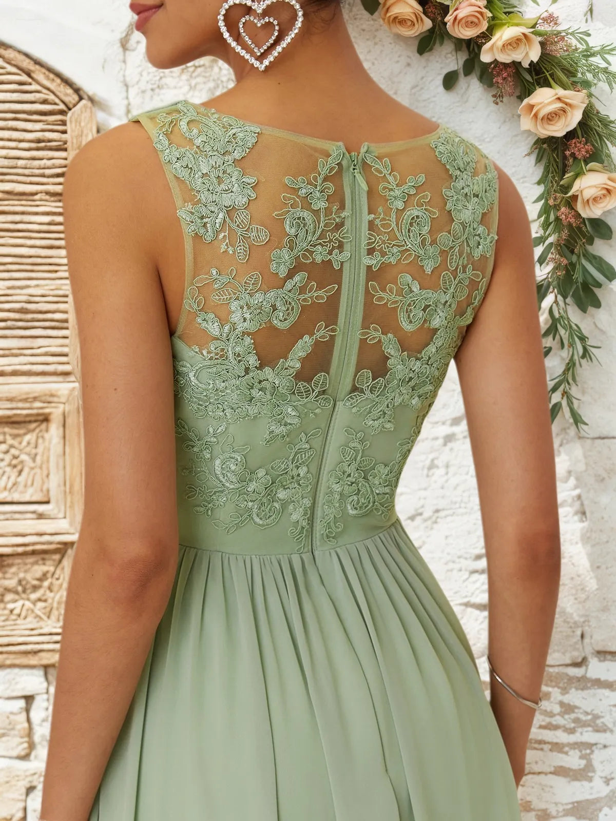 Light Green Lace Ruched Chiffon V Neck Sleeveless A-Line Maxi Dress