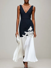 Black Pleated 3D Floral Classic V Neck Sleeveless Mermaid Maxi Dress