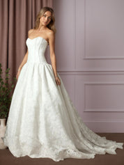 White Ball-Gown Strapless Lace Satin Wedding Dress