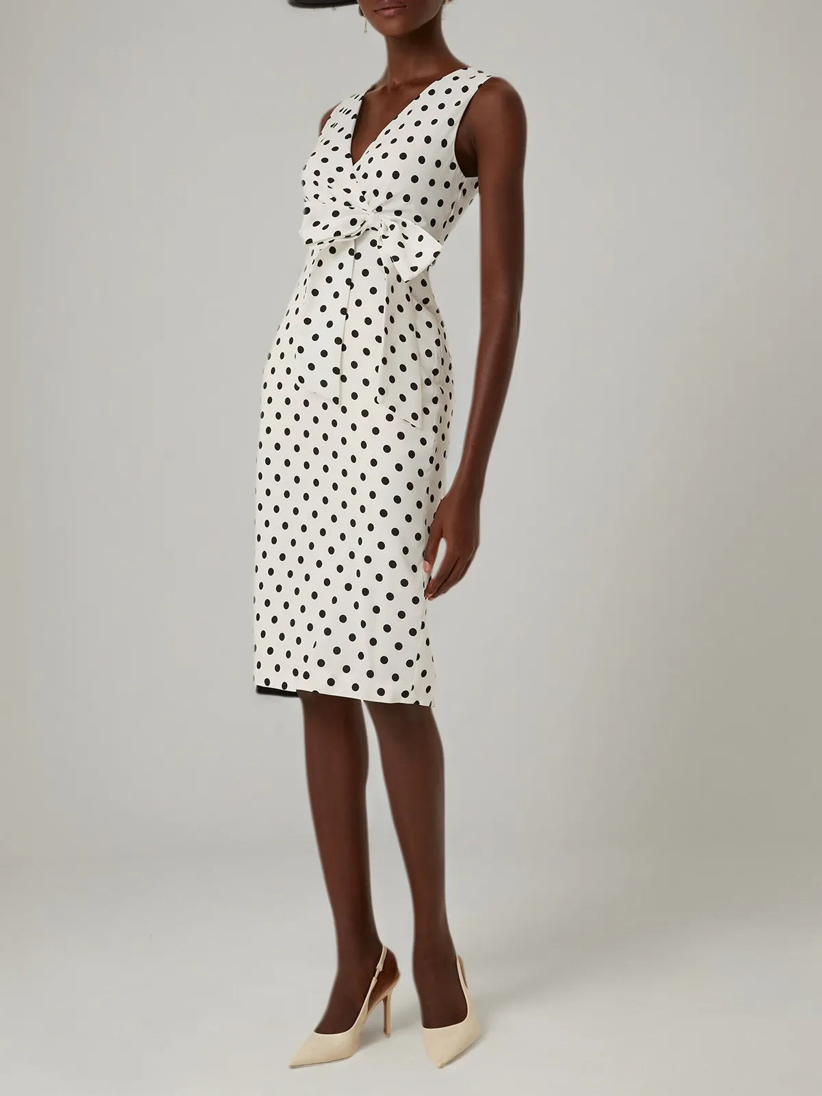 White Bow Printing Classic V Neck Sleeveless Sheath Midi Dress