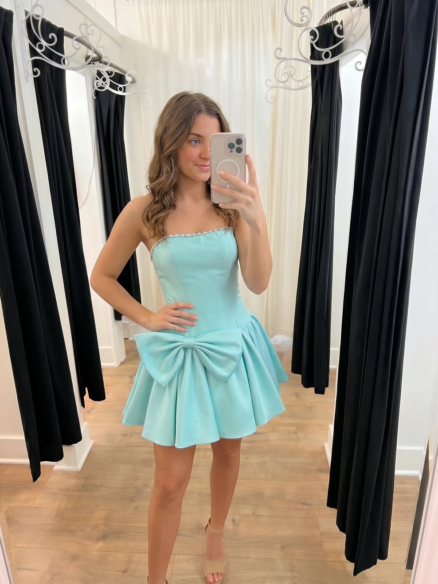 Strapless Satin Mini Homecoming Dresses with Oversized Waist Bow