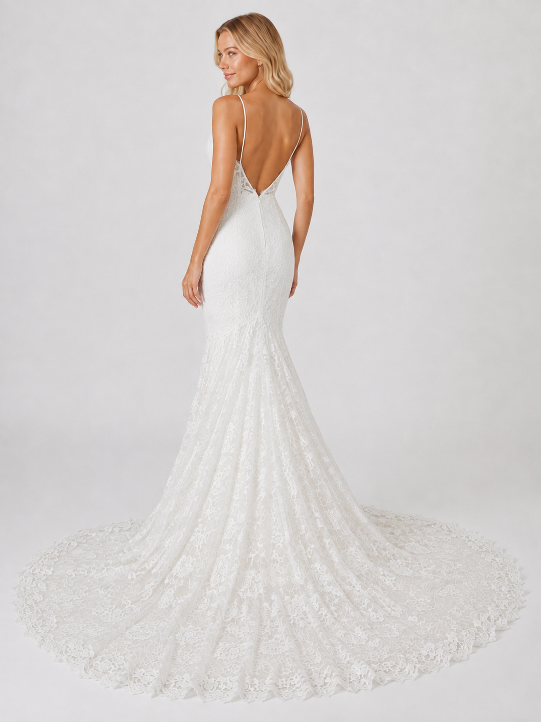Elegant Spaghetti Strap V-Neck Lace Mermaid Wedding Dress with Chapel Train